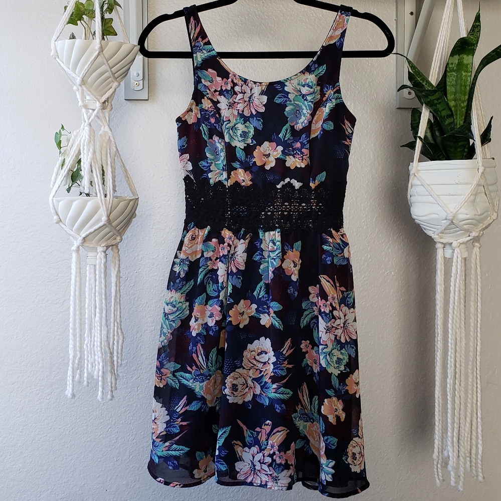 Foral Lace Dress